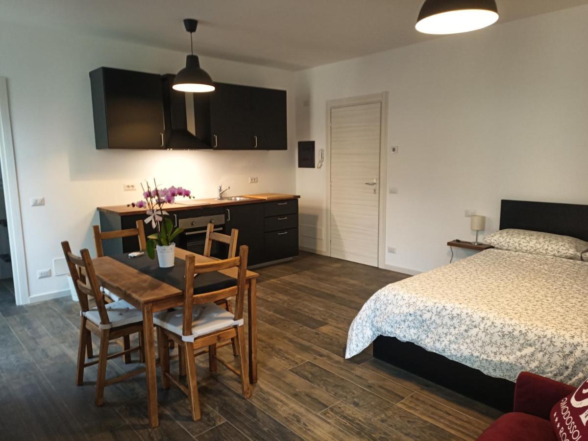 Alloggio Delizioso Domodossola Rooms المظهر الخارجي الصورة