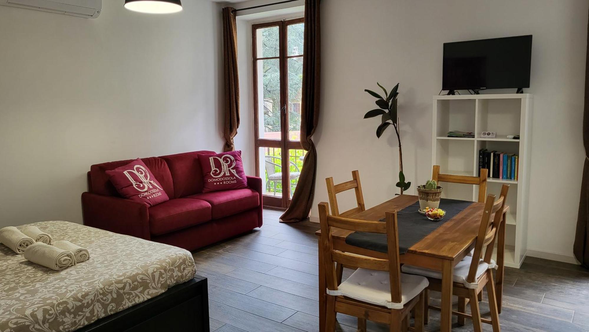 Alloggio Delizioso Domodossola Rooms المظهر الخارجي الصورة