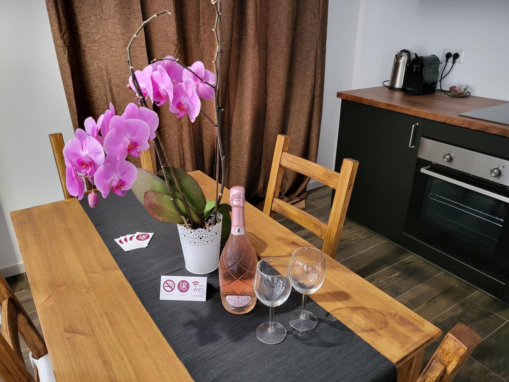 Alloggio Delizioso Domodossola Rooms المظهر الخارجي الصورة