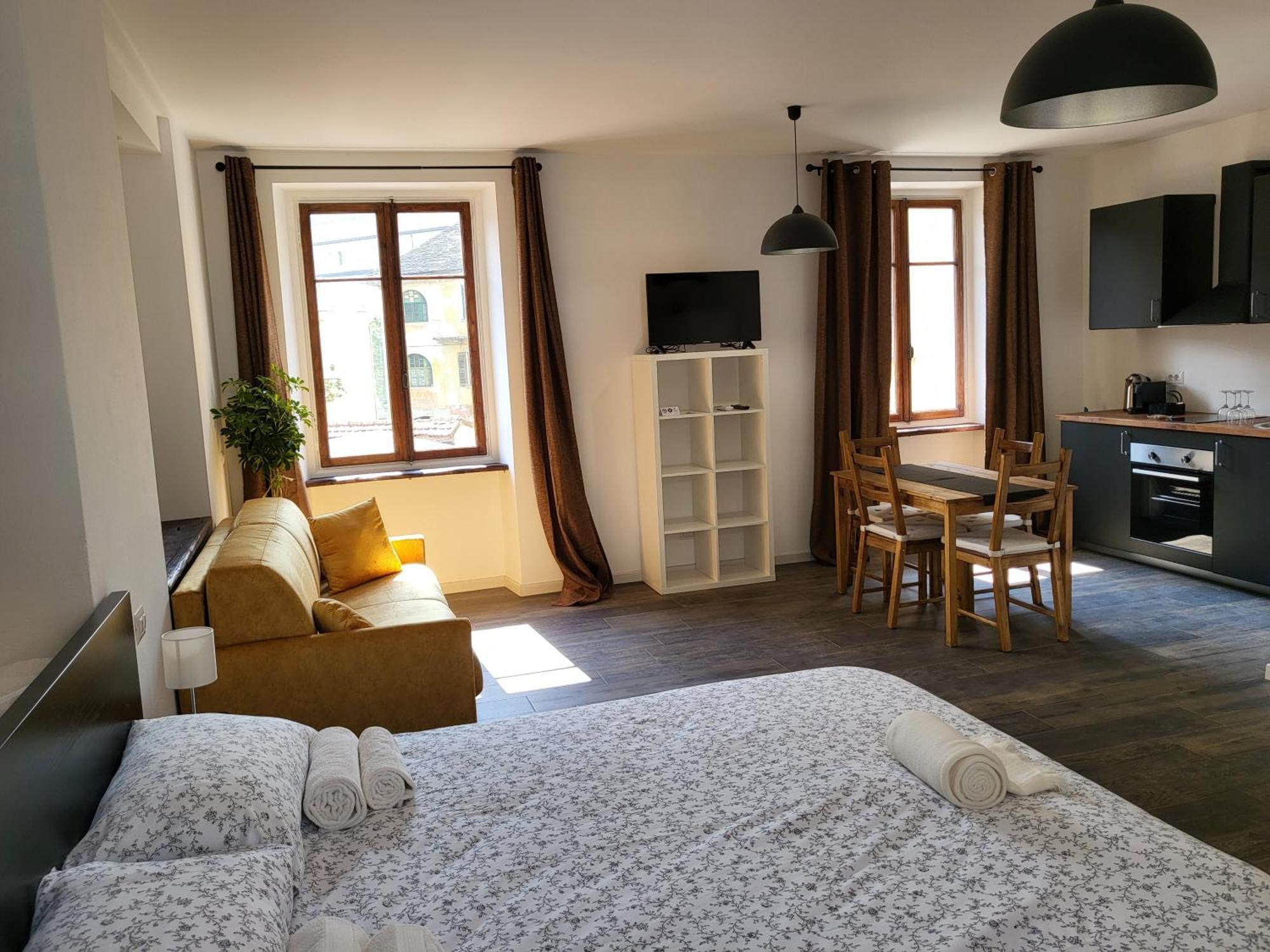 Alloggio Delizioso Domodossola Rooms المظهر الخارجي الصورة